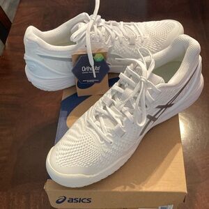 ASICS White/Pure Silver Gel-Resolution 9 in size 8.5